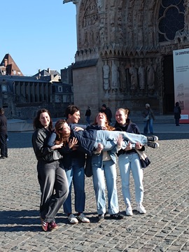 a15dd06b-7bcd-416b-a3b5-17843d2425d1